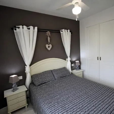 Apartment Zee *